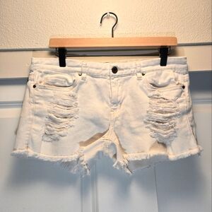 Blank NYC Distressed White Shorts size 29